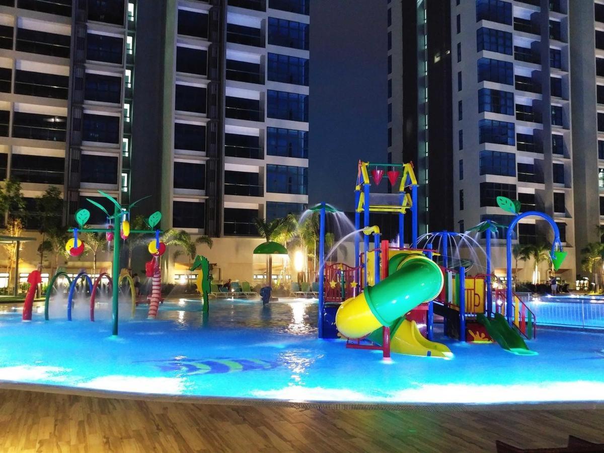 Mykey Atlantis B-22-04 Melaka City Bagian luar foto